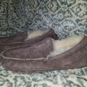 Uggs Men's Ascot Suede Slippers Size 8